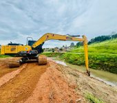 Saae-Sorocaba realiza limpeza e manutenção preventiva de córrego no Jardim Itapemirim e Marli
