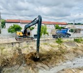 Saae-Sorocaba realiza limpeza e manutenção do Córrego Lavapés